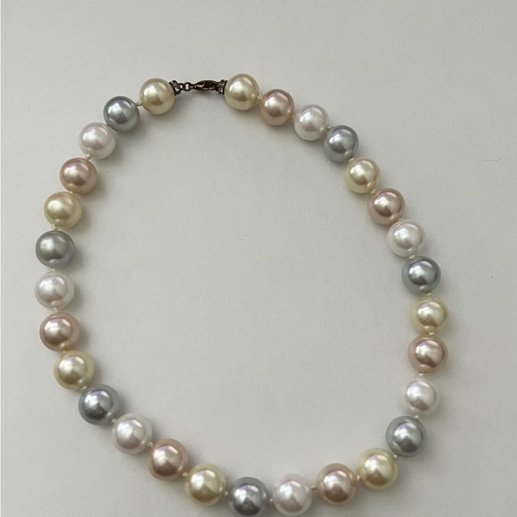 Chunky Bead Pearl Choker with multicolor large beads - Picture 2 of 7